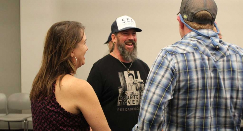 struggling teens family seminar after outdoor course